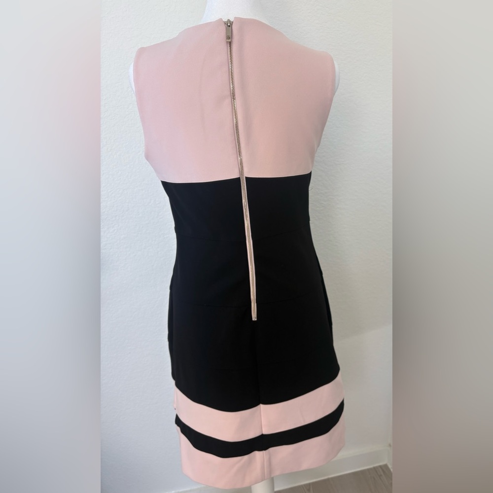 Tommy Hilfiger Black and Light Pink Sleeveless Colorblock Midi Dress - Picture 5 of 9